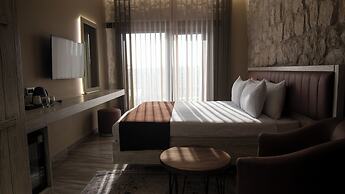 Magical House Hotel