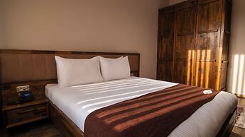 Magical House Hotel