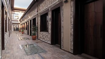 Magical House Hotel