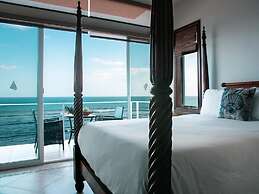 Casa Caracol Suites