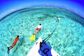 Pelican Reef Villas Resort