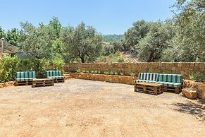 LAuberge de Douma Full House in Batroun