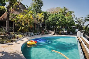 Viajero Bacalar Hostel