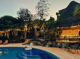 Viajero Bacalar Hostel