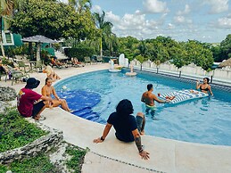 Viajero Bacalar Hostel