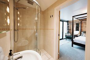 Boutique Shrewsbury Suites