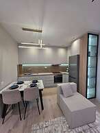 Sunny Beach Luxurious Apartment 2BR Stay