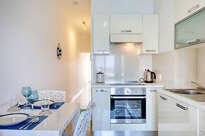 Waterfront Gozo Stay Overlooking Marsalforn Bay