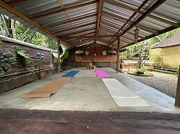 Pondok Sayan Homestay