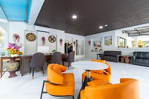 Phuket Leisure Time Hotel