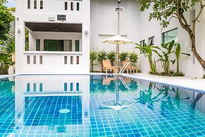 Phuket Leisure Time Hotel