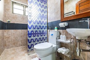 Phuket Leisure Time Hotel
