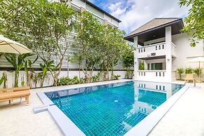Phuket Leisure Time Hotel
