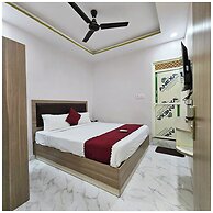 Hotel Pvs Grand Varanasi