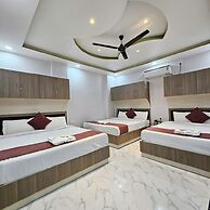 Hotel Pvs Grand Varanasi