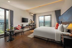 DeLaMont Sapa Hotel