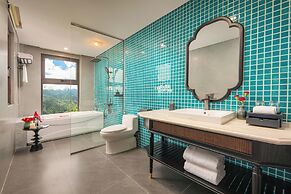 DeLaMont Sapa Hotel