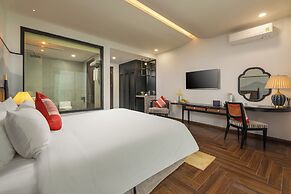 DeLaMont Sapa Hotel