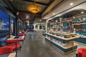 DeLaMont Sapa Hotel