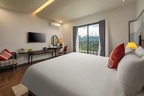 DeLaMont Sapa Hotel