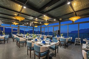 DeLaMont Sapa Hotel