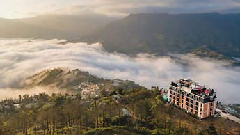 DeLaMont Sapa Hotel