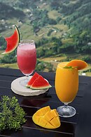 DeLaMont Sapa Hotel