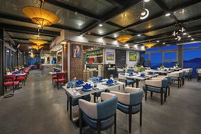 DeLaMont Sapa Hotel