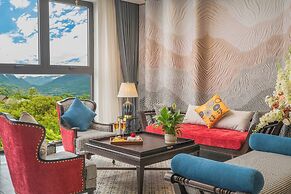 DeLaMont Sapa Hotel