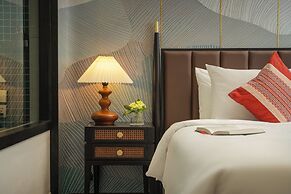 DeLaMont Sapa Hotel