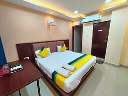 Hotel Kashi Grand Varanasi