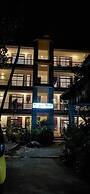 Wave Morjim Hotel
