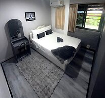 Ree House