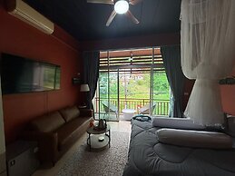 Alura Guesthouse