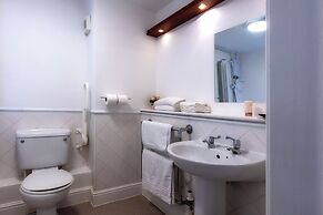 Club Wokingham Hotel