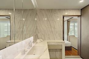 1-bedroom Condo Mida Grand Surin Phuket