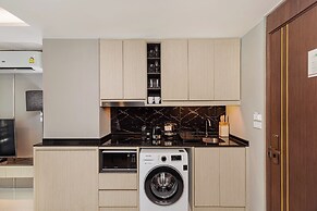 1-bedroom Condo Mida Grand Surin Phuket