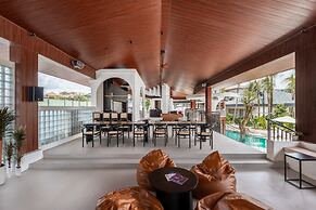 Maha Resort Bali