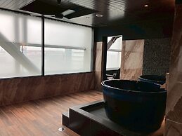 LiVEMAX Sakishima Cosmo Tower Hotel