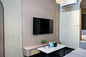 Kivana Suite by Ayuhouz