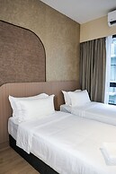 Kivana Suite by Ayuhouz
