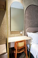 Kivana Suite by Ayuhouz