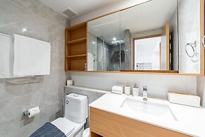 Seaside 2BR 200 m to BangTao beach