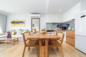Seaside 2BR 200 m to BangTao beach