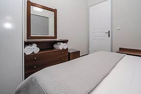 Terra Hélios Suites & Studios