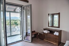 Terra Hélios Suites & Studios