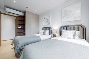 Beachside 2BR 200 m to BangTao beach