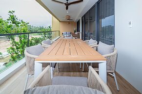 Beachside 2BR 200 m to BangTao beach