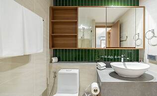 Beachside 2BR 200 m to BangTao beach