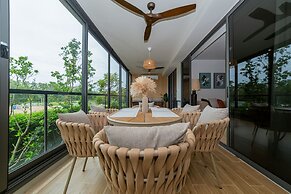 2BR Beachside 200 m to BangTao beach